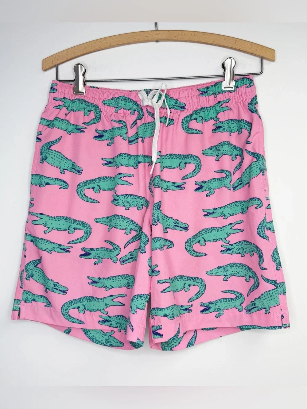 Chubbies The Glades Classic Swim Trunk Pink Alligator Size Small 7” inseam